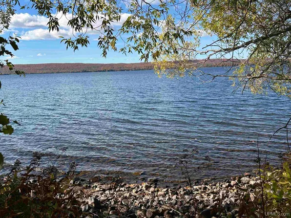 N11047 E Shore Rd, Marenisco, MI 49947