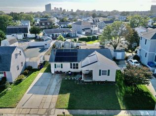115 44th St, Brigantine, NJ 08203