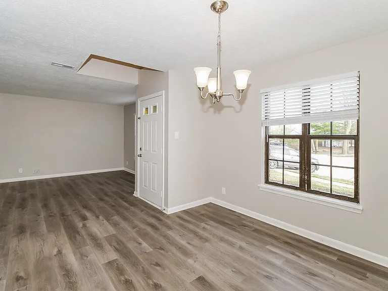 6722 Foxfire Dr — Photo 8
