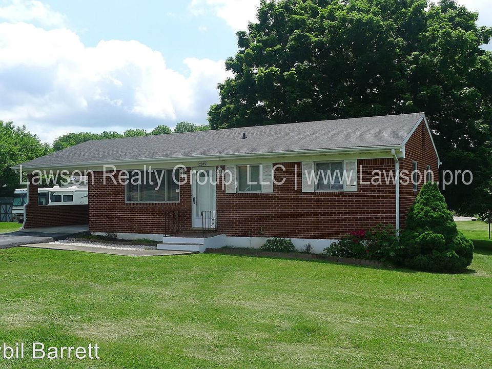1st image of 2819 Arrington Dr NE