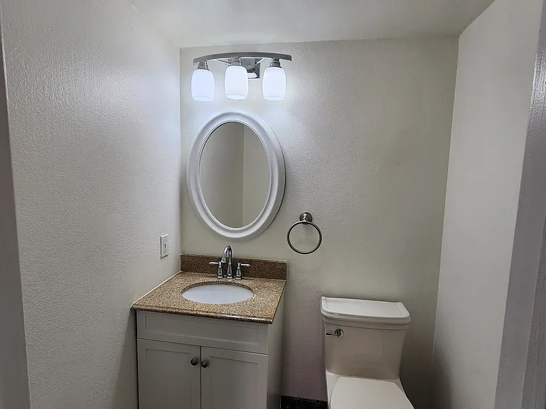 420 Riverdale Dr #11 — Photo 23