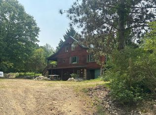 34297 County Road 669, Lawton, MI 49065