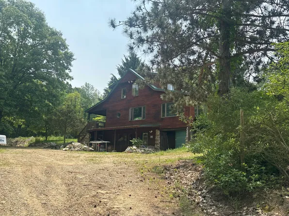 34297 County Road 669, Lawton, MI 49065