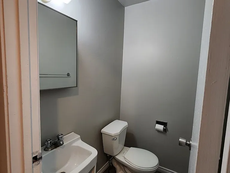 725 Cricklewood Dr #5 — Photo 11