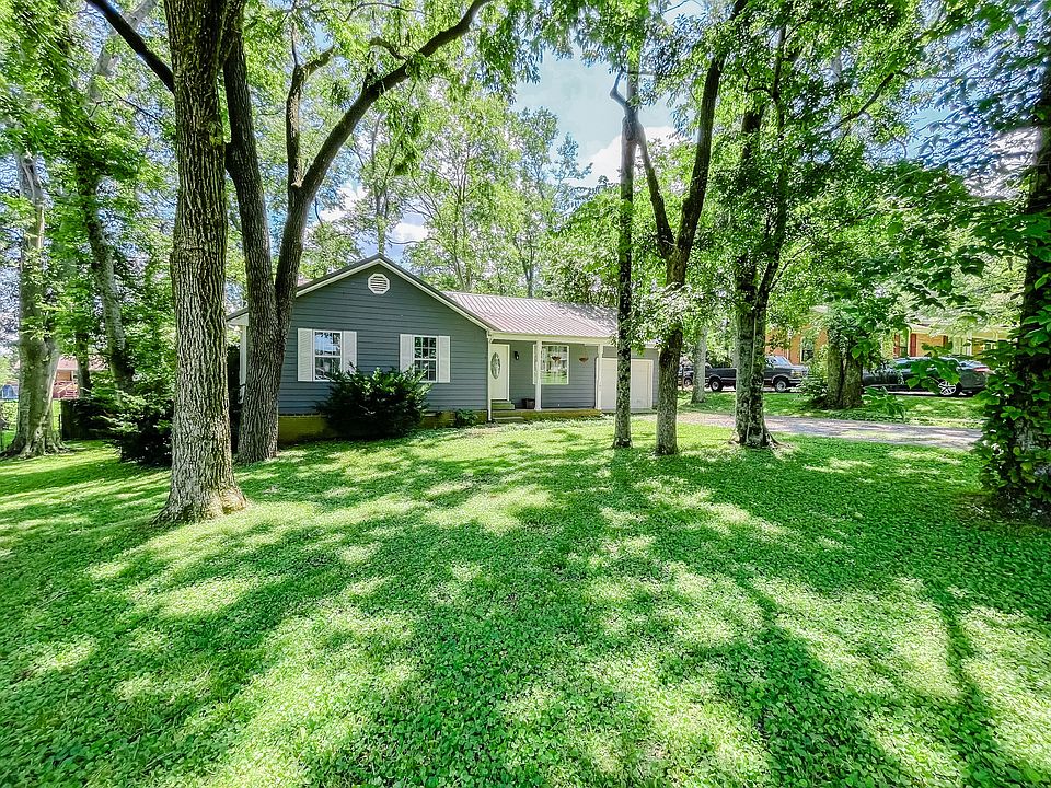 1st image of 105 Creek Ct