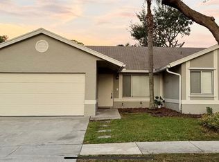 5810 NW 37th Ave, Pompano Beach, FL 33073