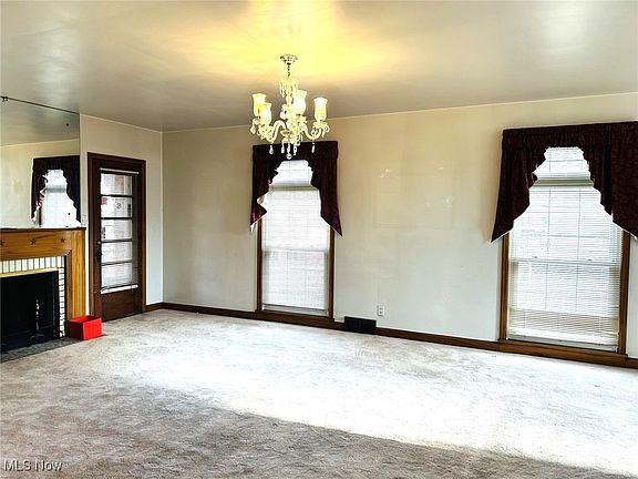 3rd image of 3539 West St