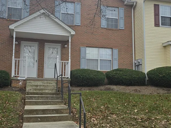 423 Laurence Ln, Blacksburg, VA 24060