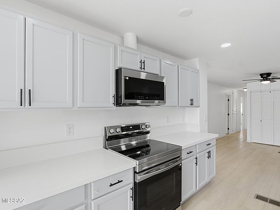 3rd image of 17200 S La Villita Rd #55