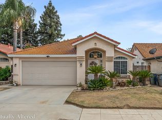 5651 W Sample Ave, Fresno, CA 93722