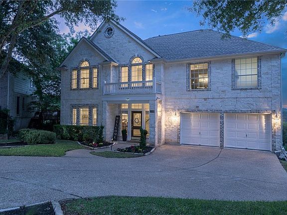 3rd image of 10000 Planters Woods Dr