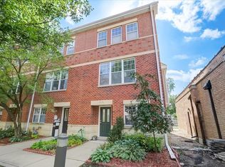 3878 N Milwaukee Ct, Chicago, IL 60641