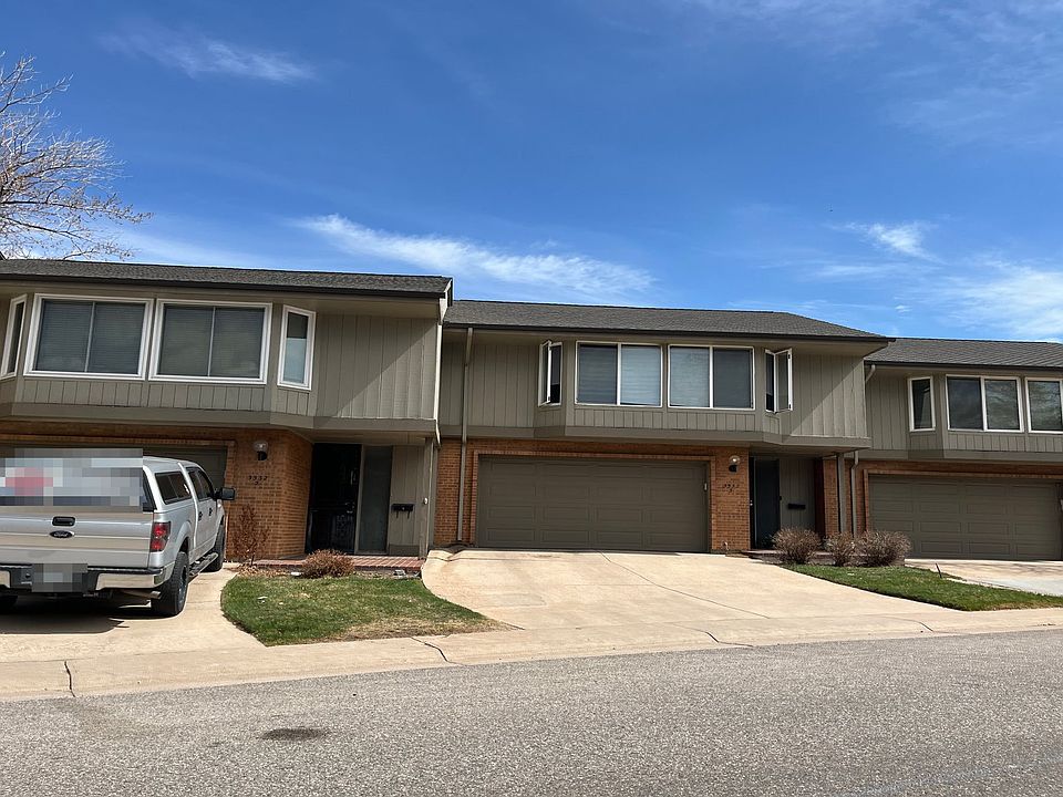 1st image of 3532 S Hillcrest Dr
