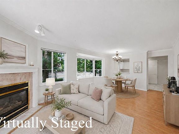 3rd image of 2620 Jane St #109