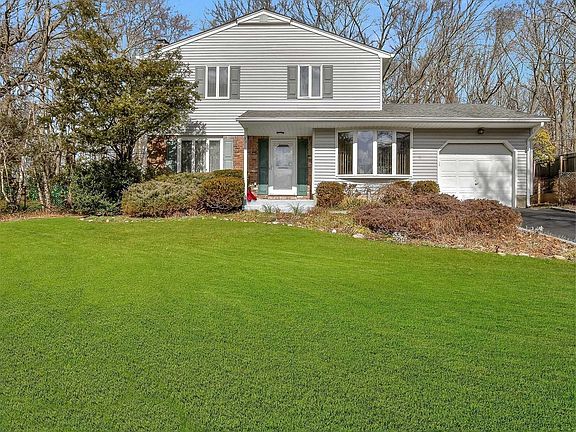 3rd image of 39 Country Lane Dr