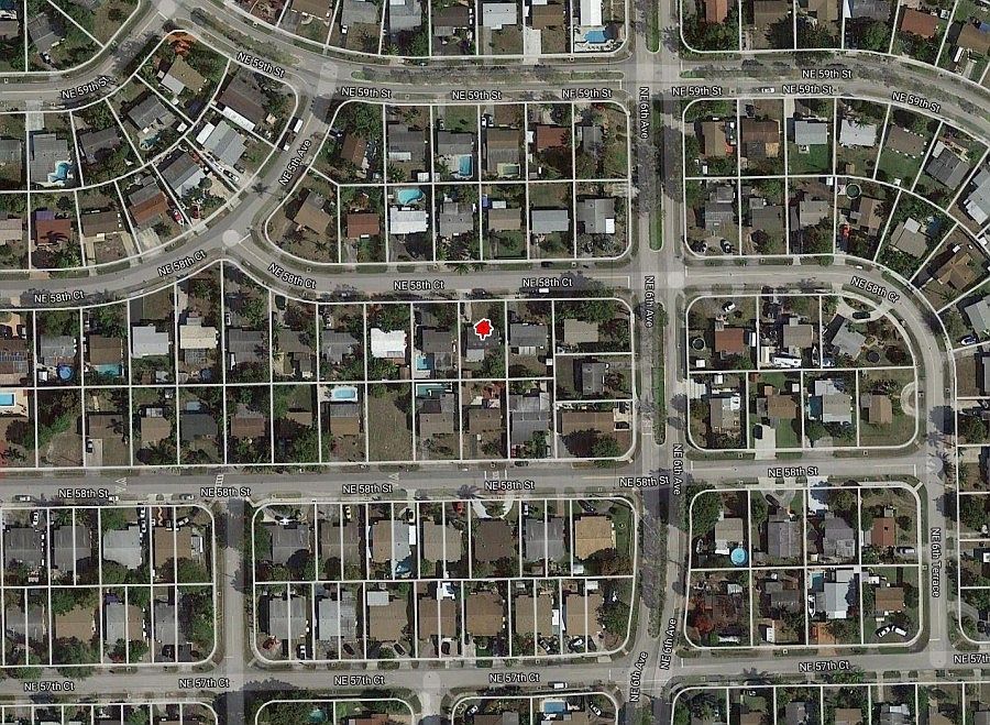 1st image of 520 NE 58th Ct