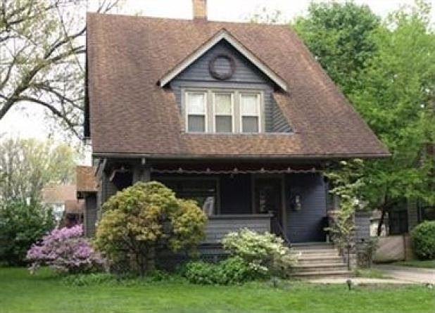 1st image of 852 John St