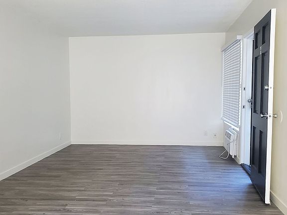 4th image of 911 N Walnut St APT H
