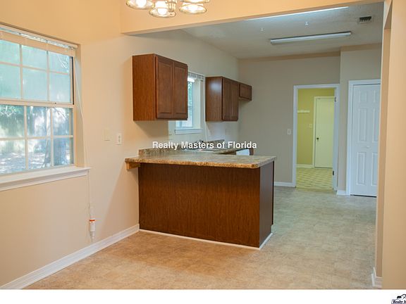 5th image of 2741 Cottonwood Ln