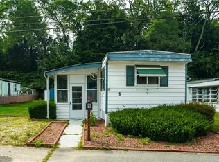 979-5 Toll Gate Rd, Warwick, RI 02886