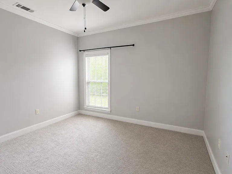36 Littleton Way — Photo 11