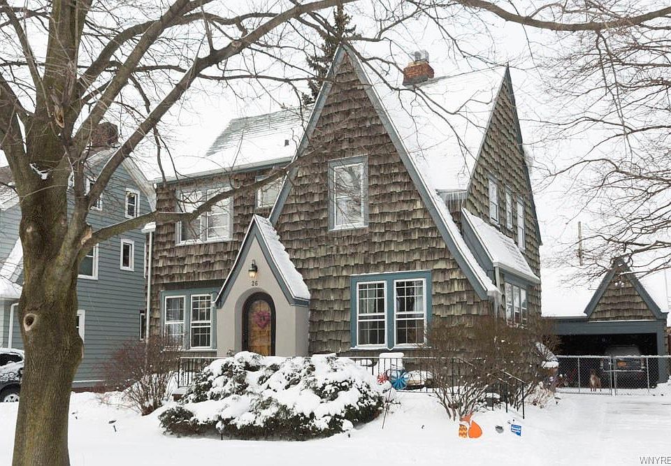 1st image of 26 Burke Dr