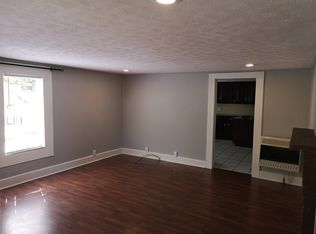 1008 Jacksonville St, Weaver, AL 36277