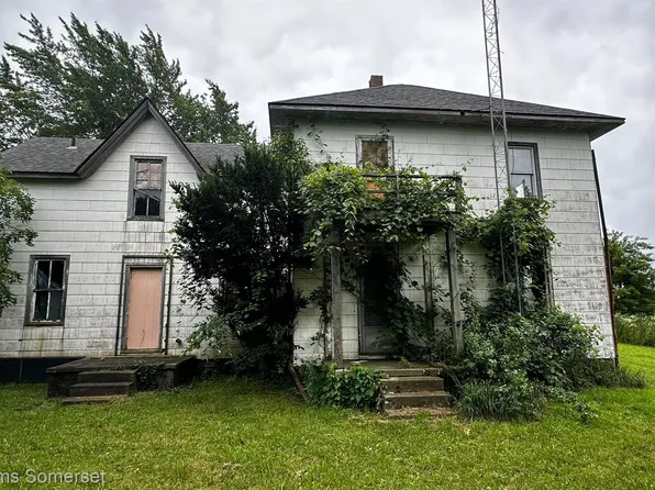 5774 Burnside Rd, North Branch, MI 48461