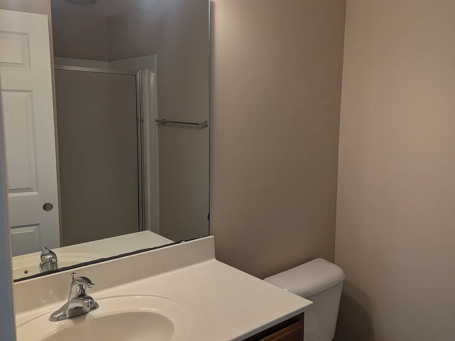 3 bed, 1000 sqft, $1,650 — Photo 4