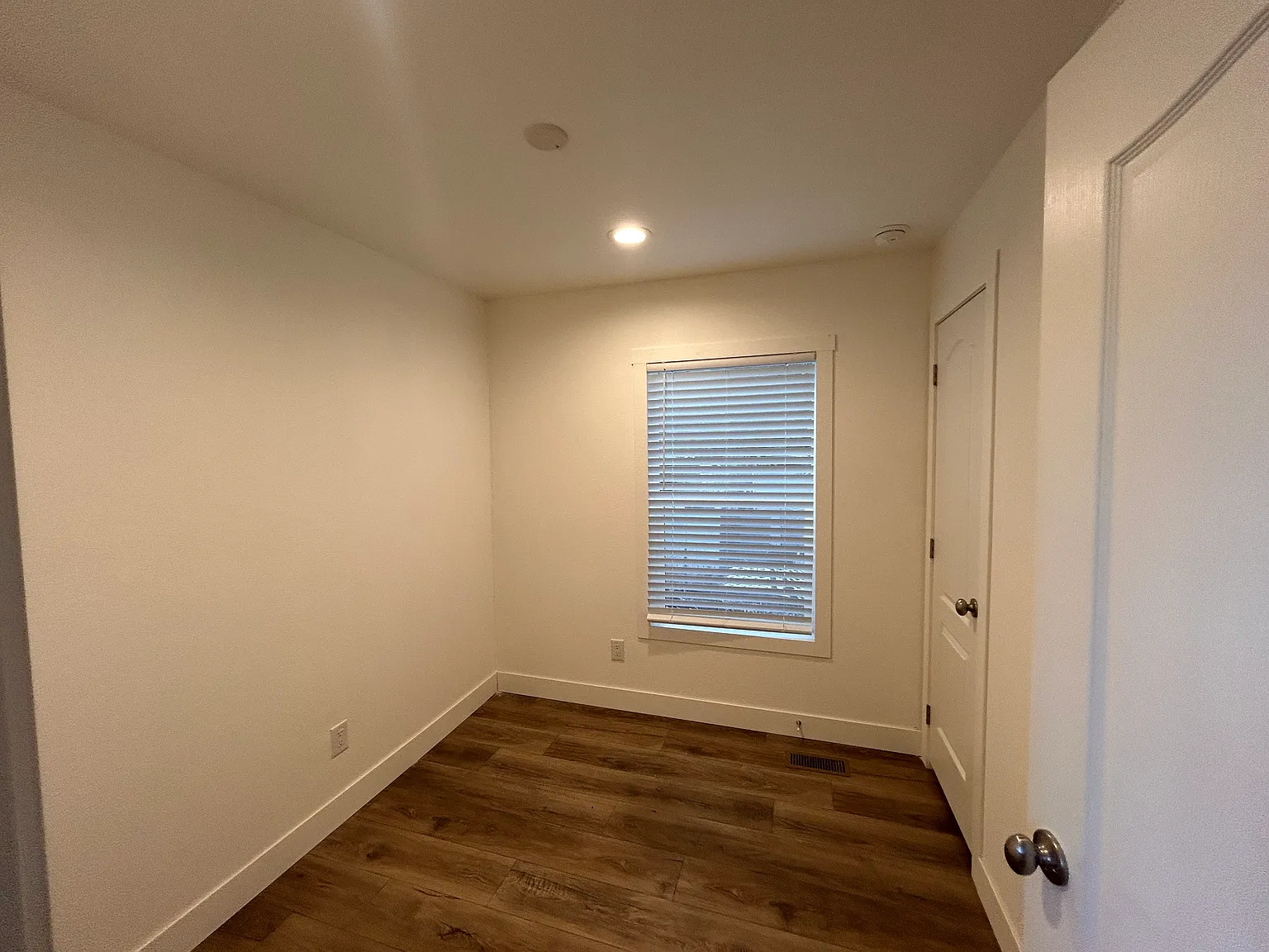 2 bed, 1500 sqft, $1,850 — Photo 4