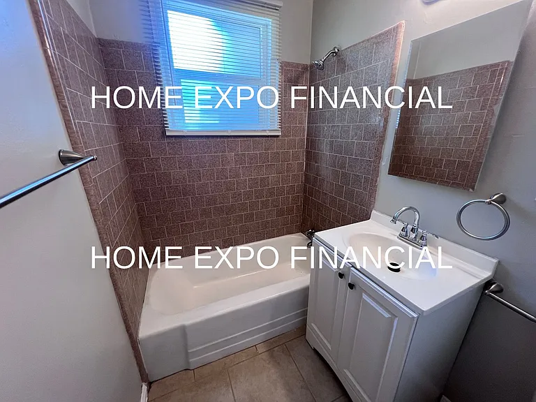 4256 Avon St — Photo 39
