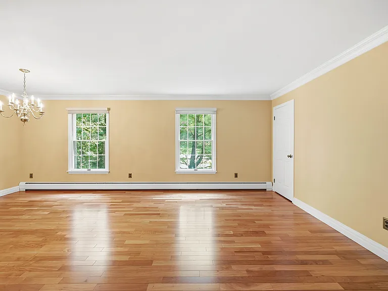 137A S Maple Ave #B — Photo 5