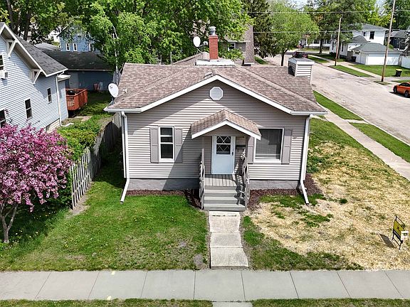 2nd image of 1320 Stoughton Ave