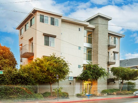 4th image of 840 Linden Ave #1