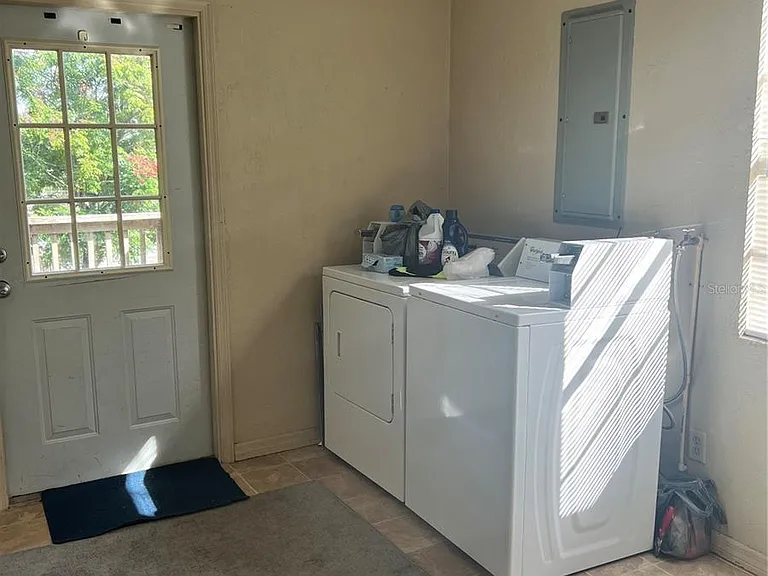 119 N Orange Ave #3-1 — Photo 7