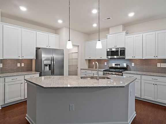 4th image of 16514 Emerald Dunes Dr