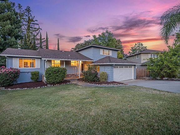 2nd image of 7612 Isles Ct