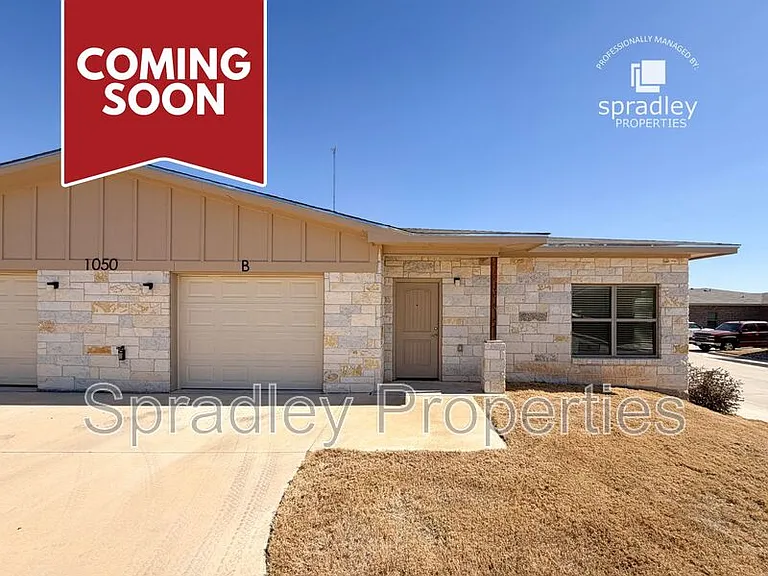 1032B Hibiscus Dr — Photo 1