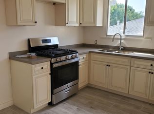 516 E Harvard Rd #F, Burbank, CA 91501