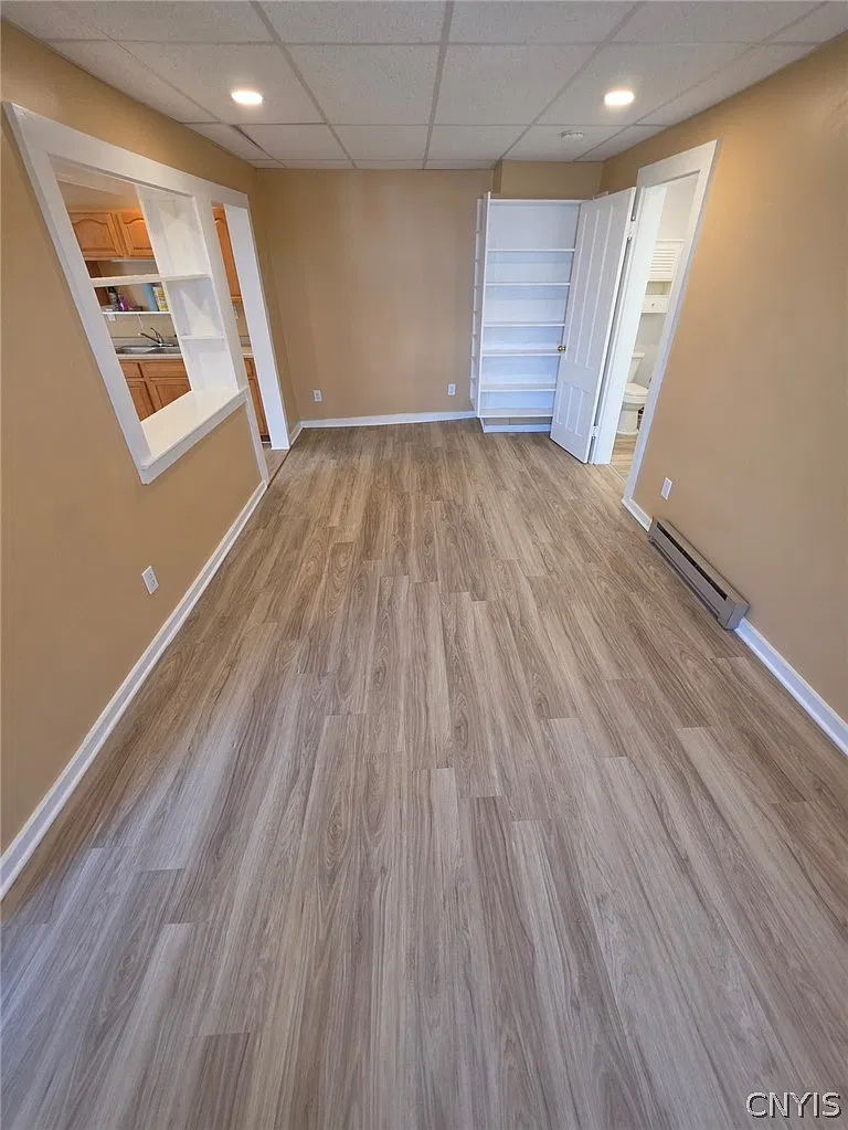 2 bed, 1.0 bath, 6468 sqft, $1,000 — Photo 2