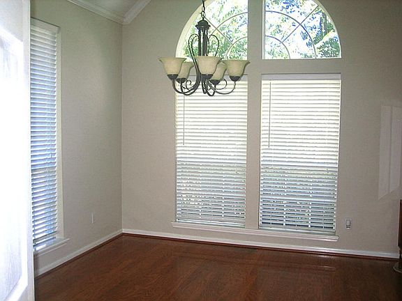 5th image of 3710 Echo Mountain Dr
