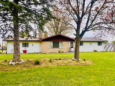 5677 Michael Dr, Bay City, MI, 48706