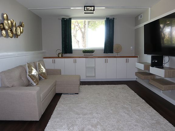 4th image of 438 N Center St APT 102