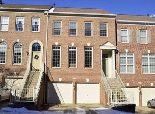 9519 Lagersfield Cir, Vienna, VA 22181