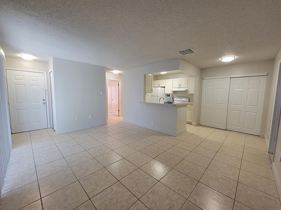 1st image of 3831 Bowline Cir Unit 104