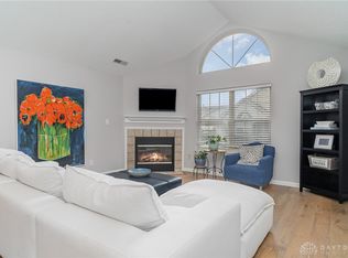 93 Villa Pointe Dr, Springboro, OH 45066