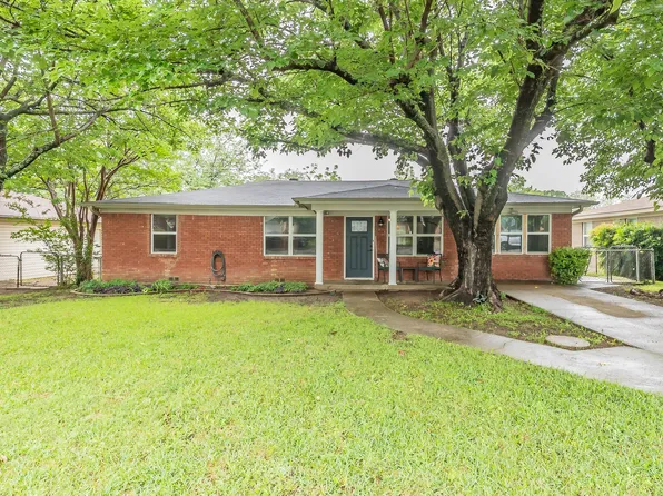 1009 Zelda Dr, Hurst, TX 76053