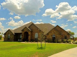 1409 Mil Oaks Ln, Fort Worth, TX 76135