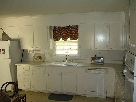 5th image of 2116 Thomwal Cir