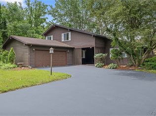 4302 Cinnamon Path, Liverpool, NY 13090
